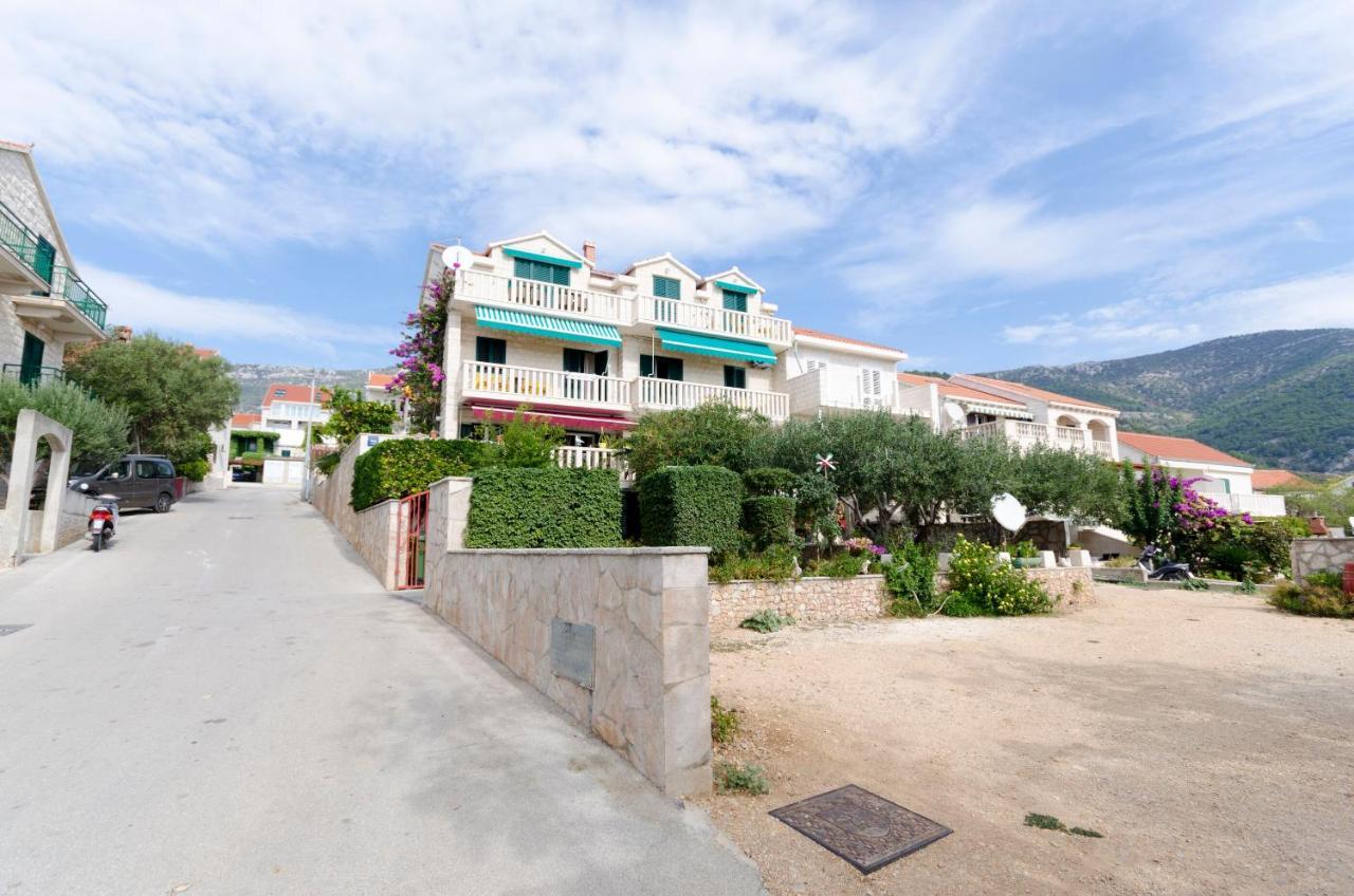 Apartments Simon Bol Dış mekan fotoğraf