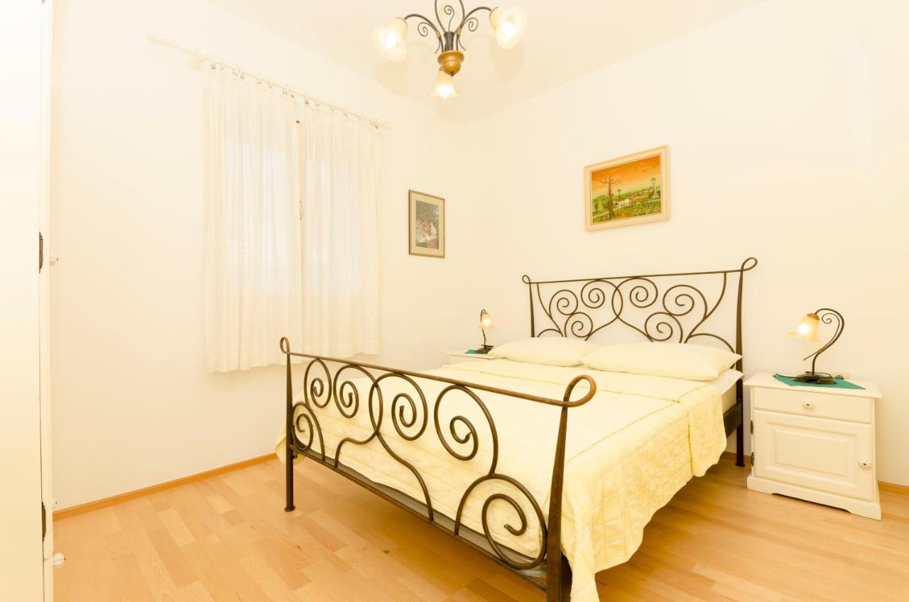 Apartments Simon Bol Dış mekan fotoğraf