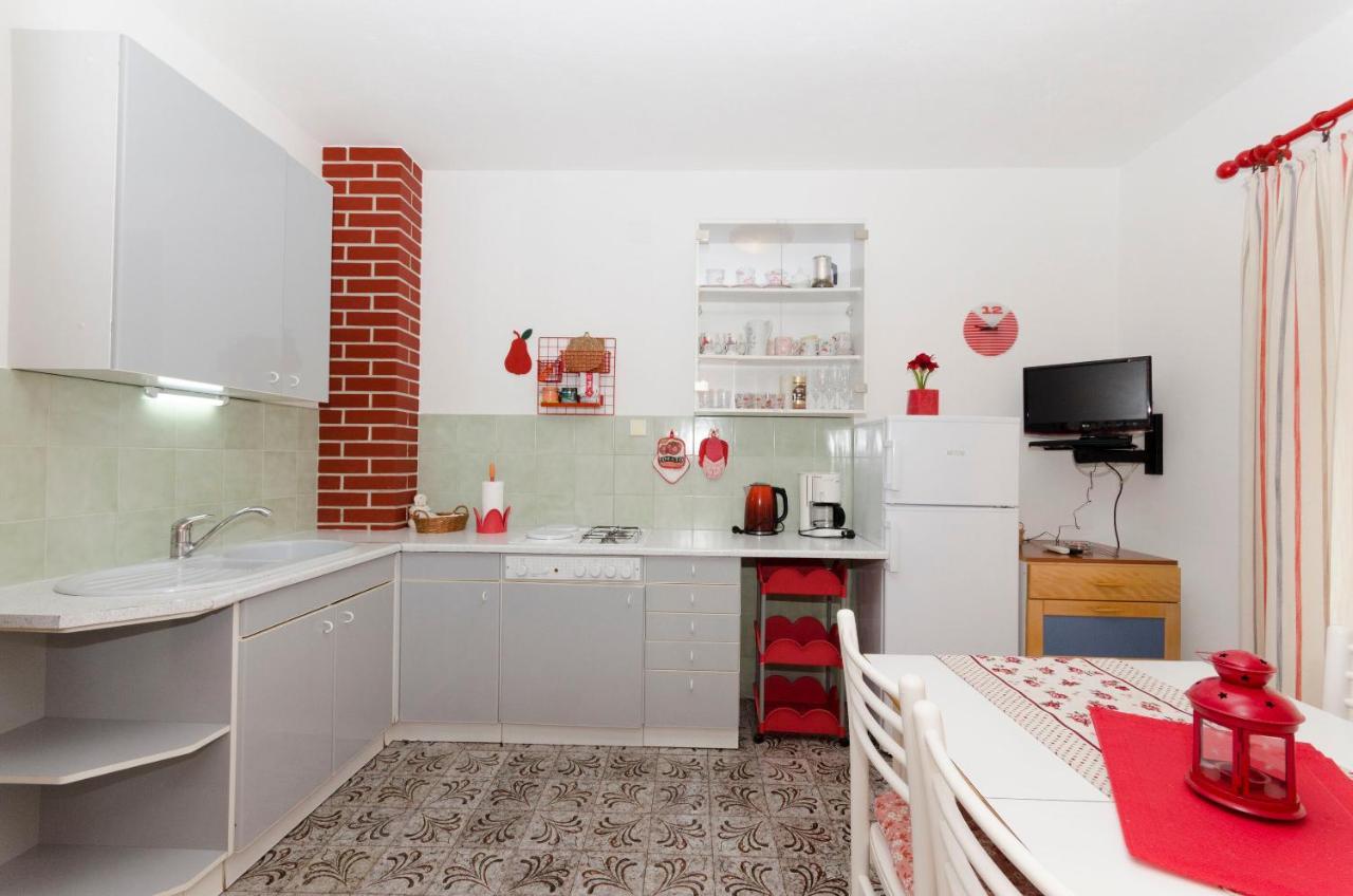 Apartments Simon Bol Dış mekan fotoğraf