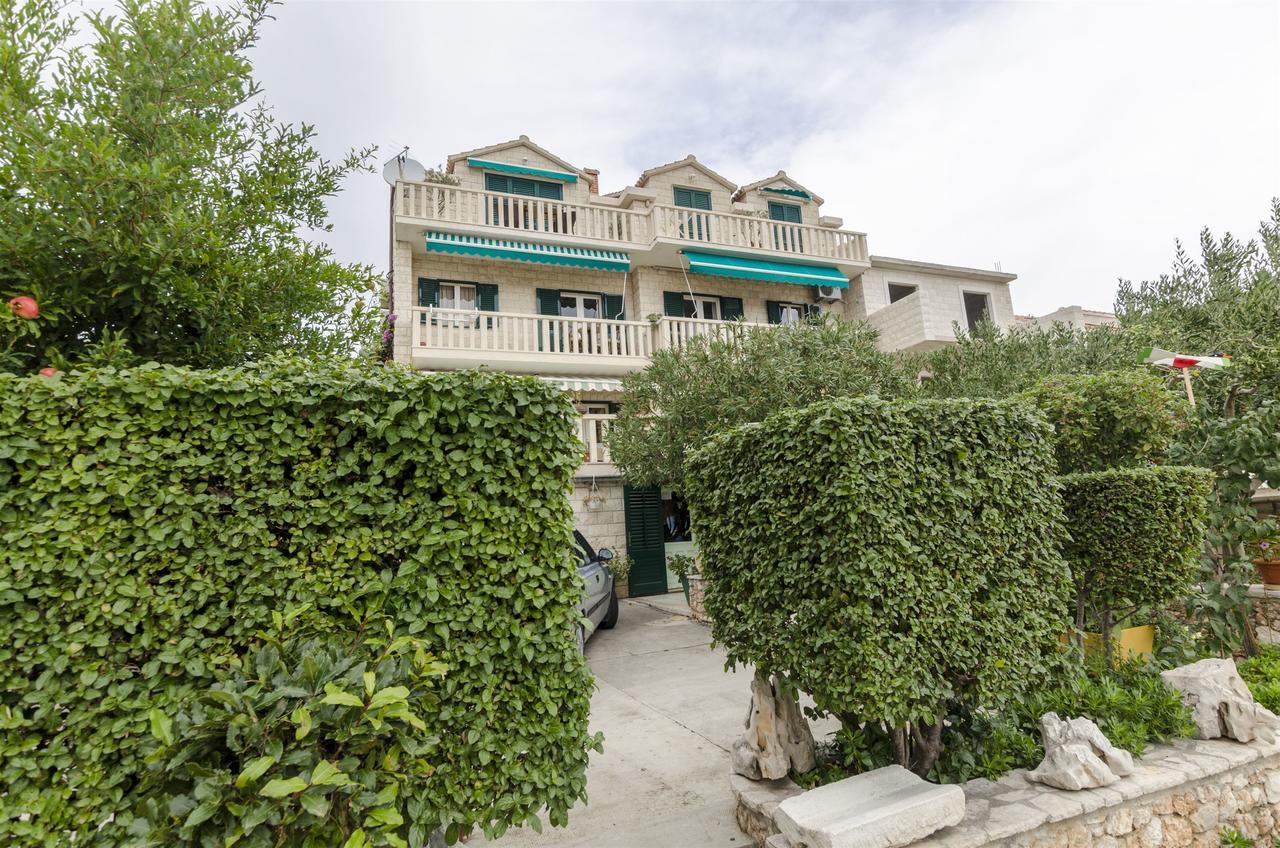 Apartments Simon Bol Dış mekan fotoğraf